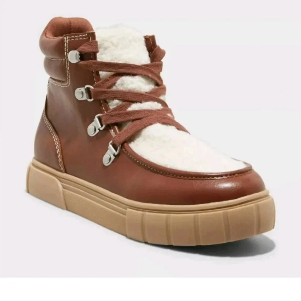 🆕️👢Universal Thread Kimber Sherpa Tongue Boots, Bwn/Crm - Sz 11